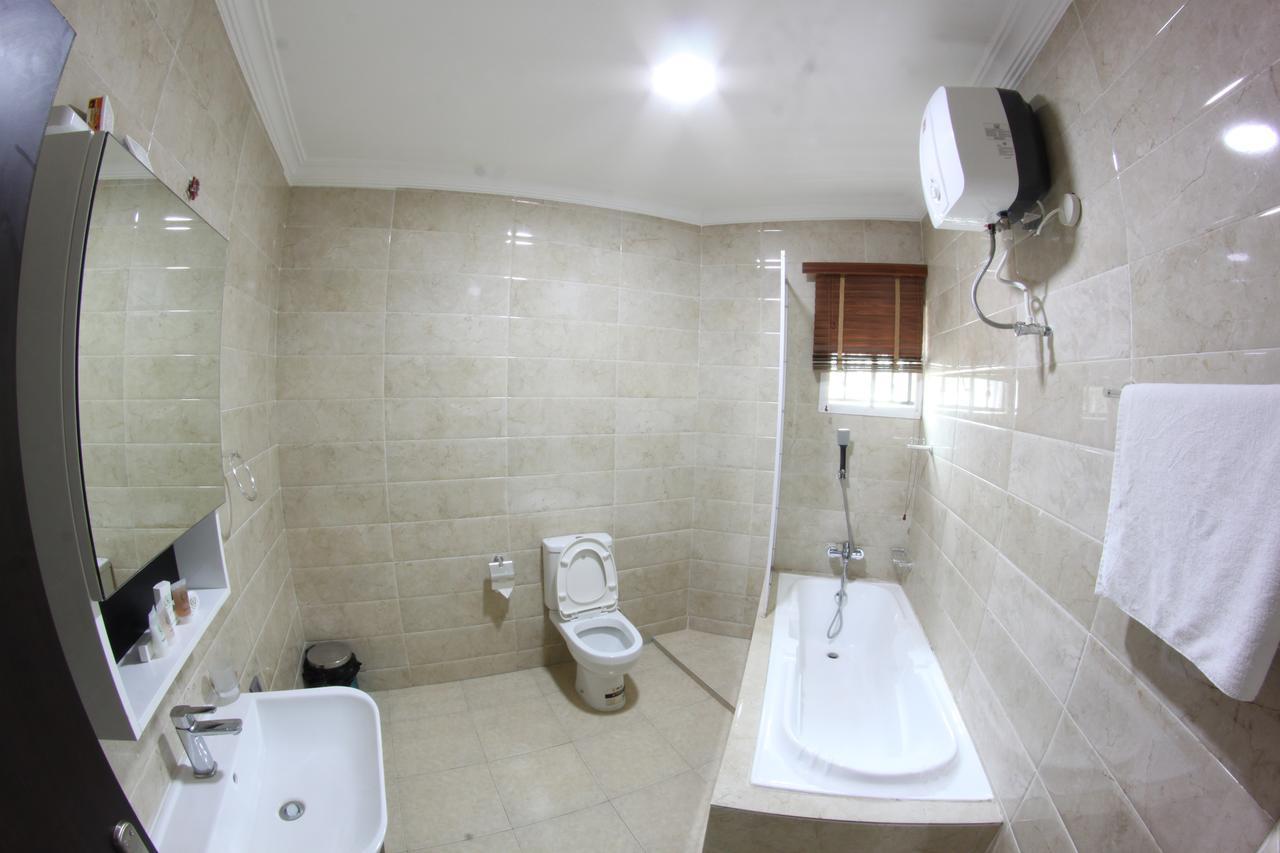 Celia'S Suites Abeokuta Екстериор снимка