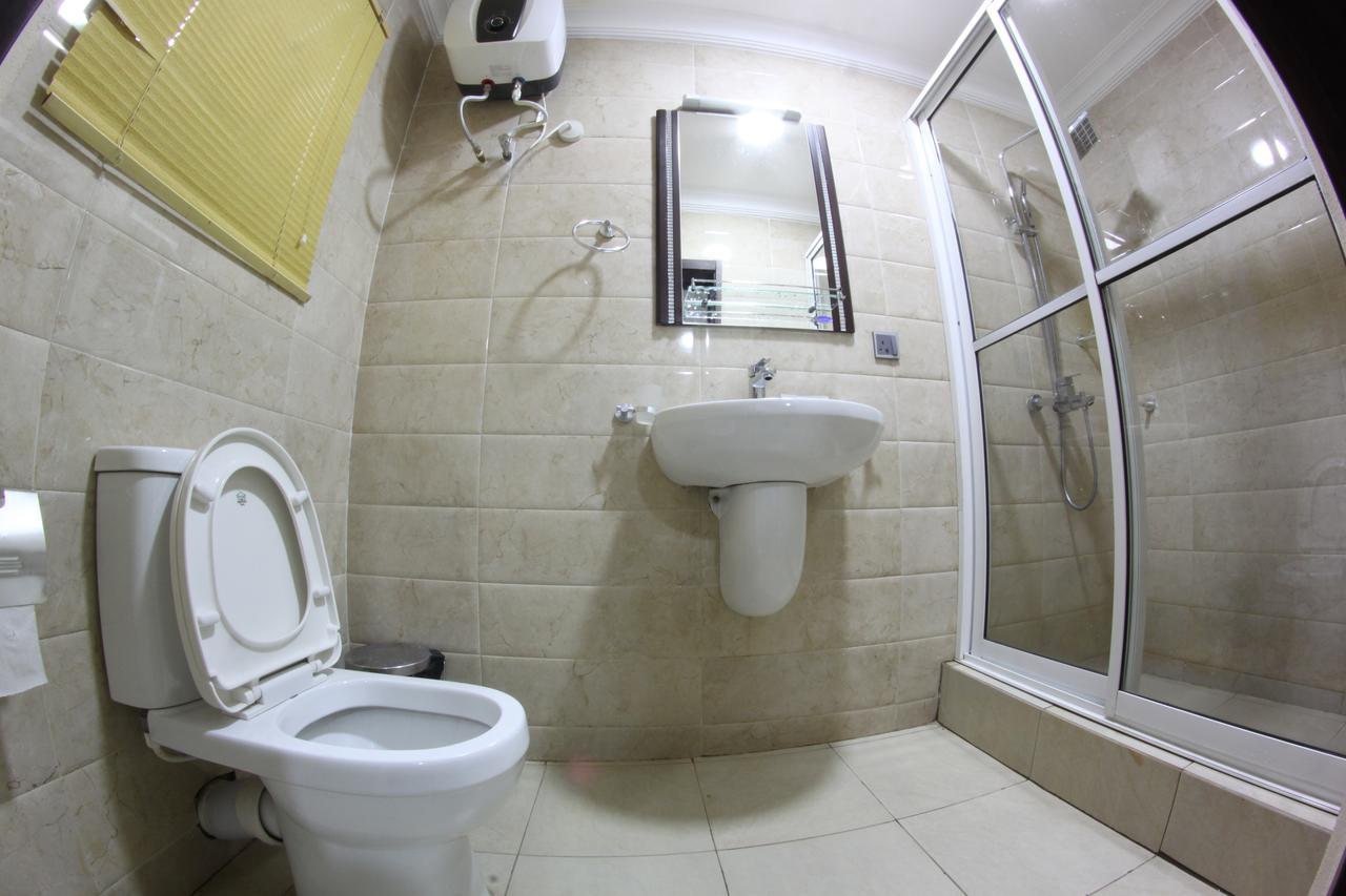 Celia'S Suites Abeokuta Екстериор снимка